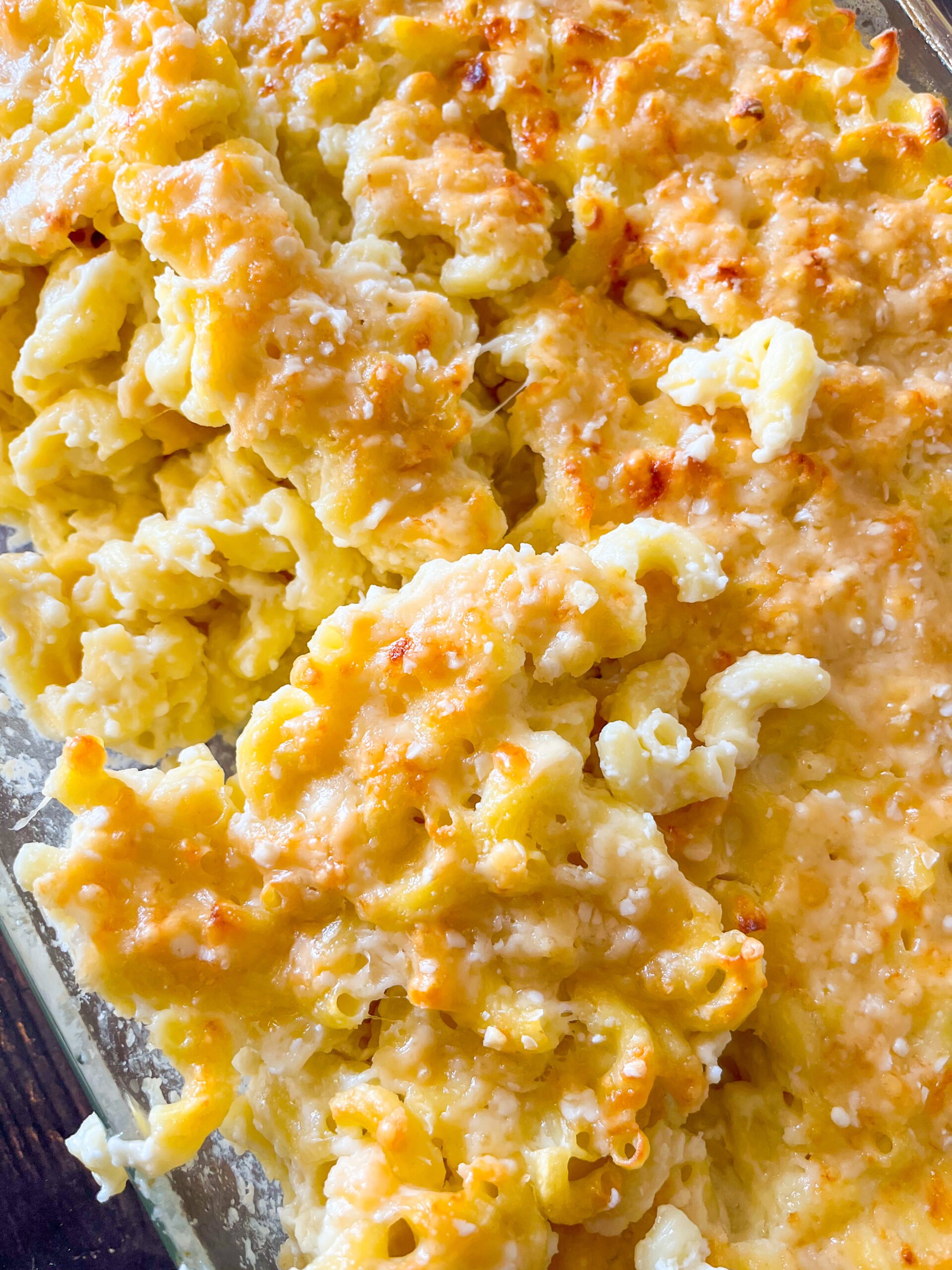 Close up of mac and cheese