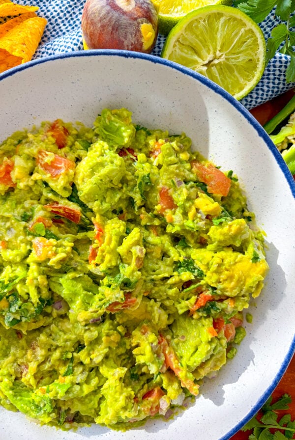 Guacamole in a blue and white bowl